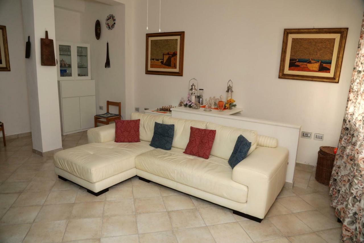 Ferienwohnung Luxury Apt Calasetta Exterior foto