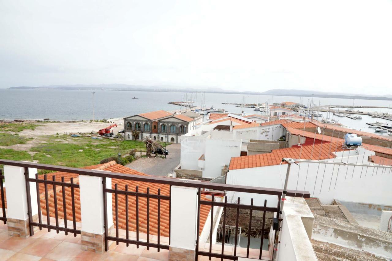 Ferienwohnung Luxury Apt Calasetta Exterior foto