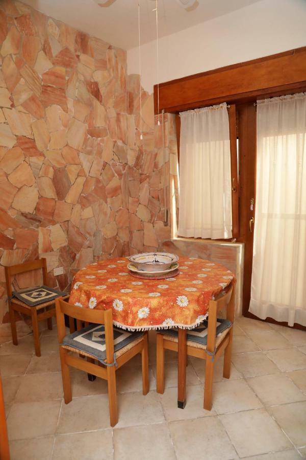 Ferienwohnung Luxury Apt Calasetta Exterior foto